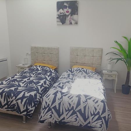 7 Minutes De L'Aeroport Cdg 4 Bed & Breakfast Thieux  Exterior photo